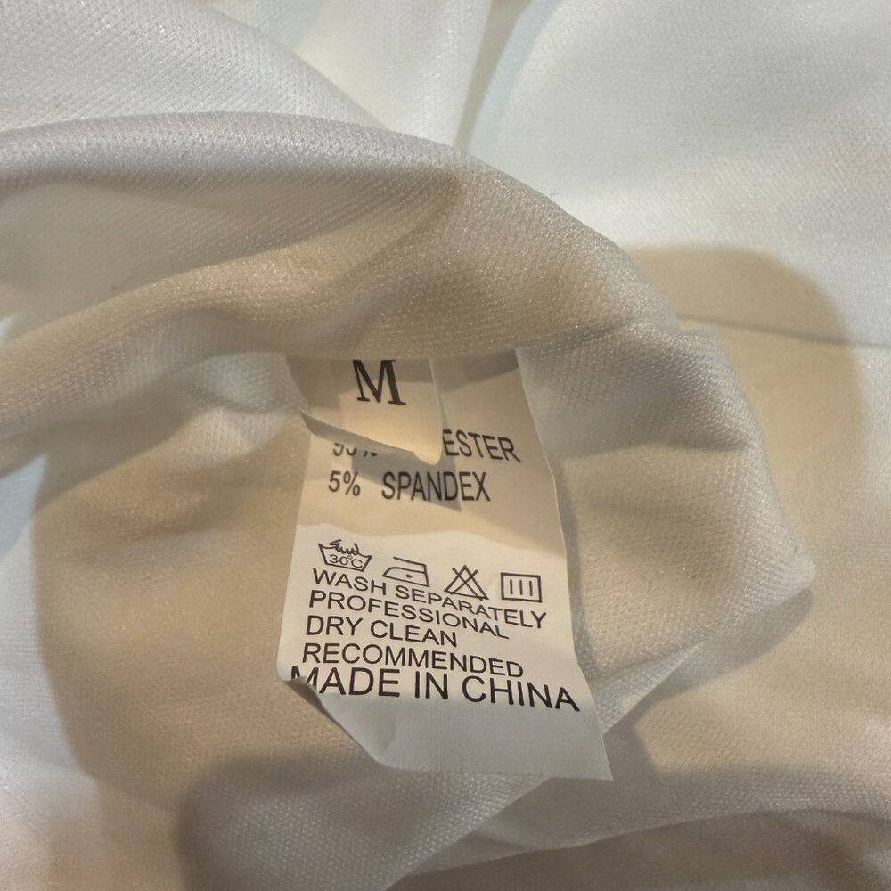 NWOT Elegant White Ruffle Hem Dress – Off Shoulder Formal / Bridal Shower Sz M - Picture 3 of 3